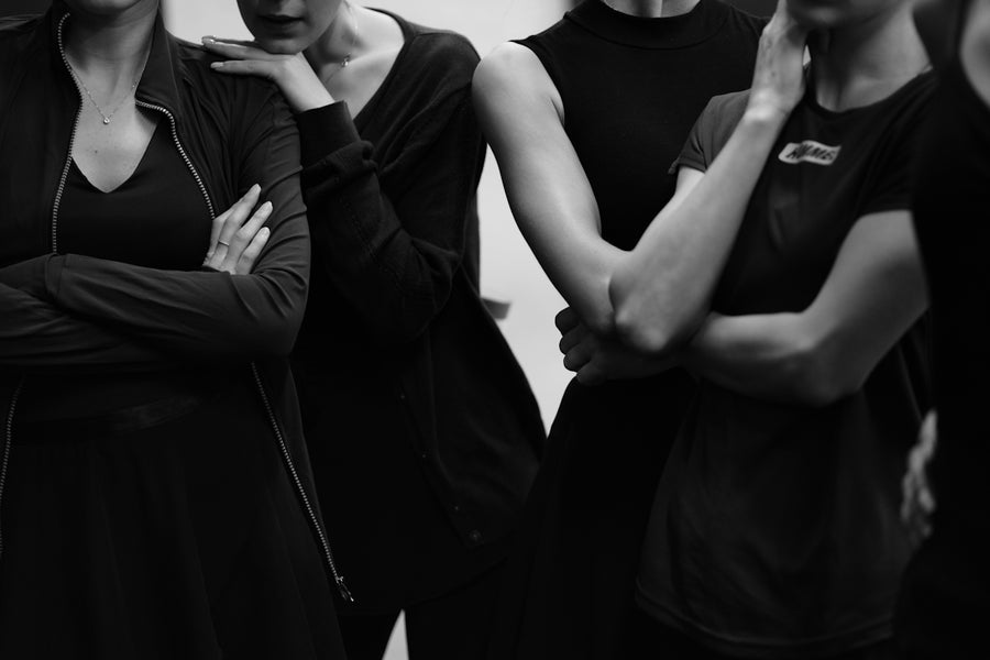 Mastering Midi Fashion: The Designer Dress Guide