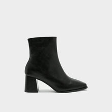 JoJaxs Black Smooth Leather Heeled Ankle Boot