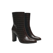 JoJaxs Crocodile Leather Heeled Boot